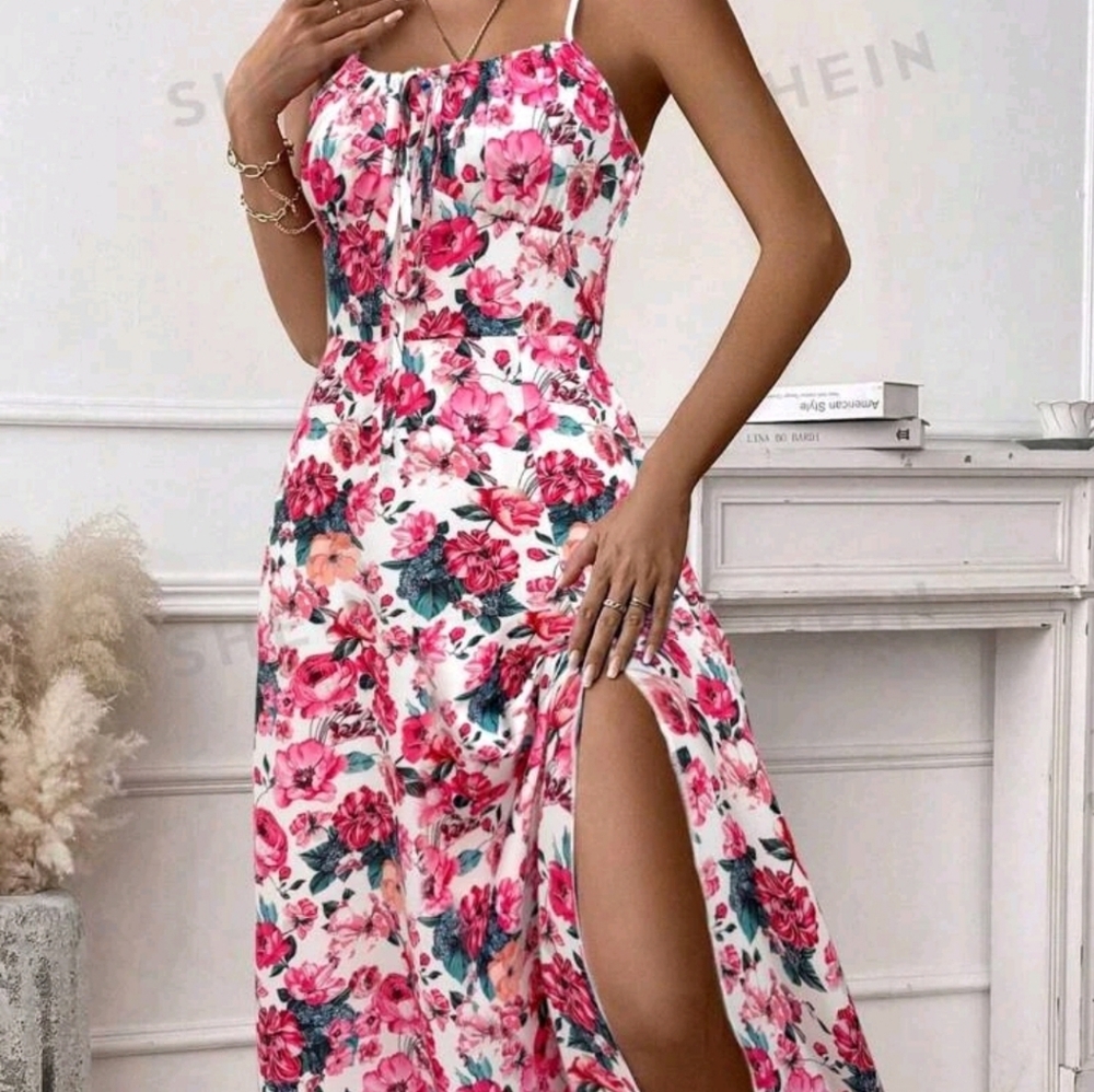 SHEIN Floral Printed Pleated & Knotted & High Slit Spaghetti Strap Dress, Medium